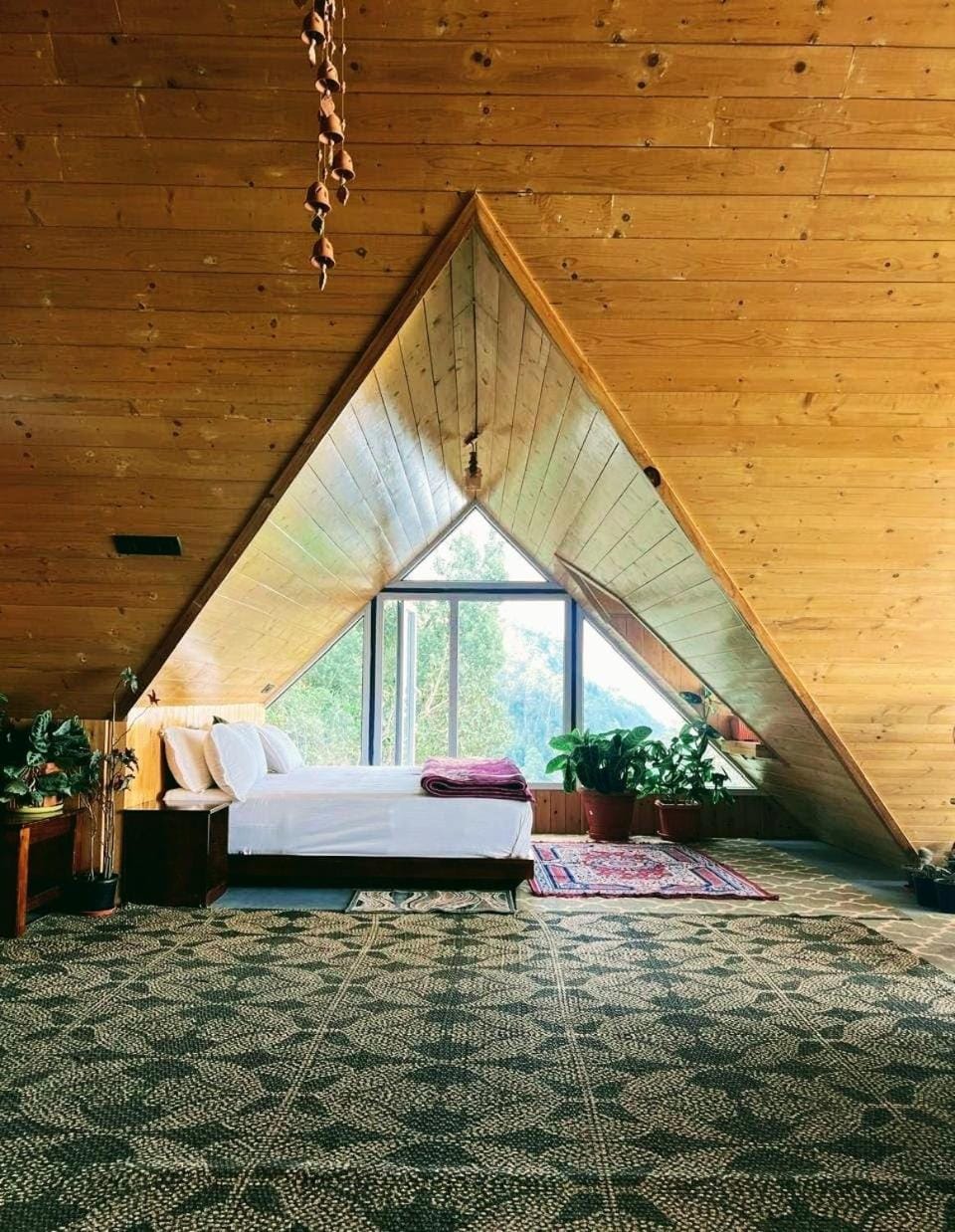 ROCK Wood Villa in Kodaikanal