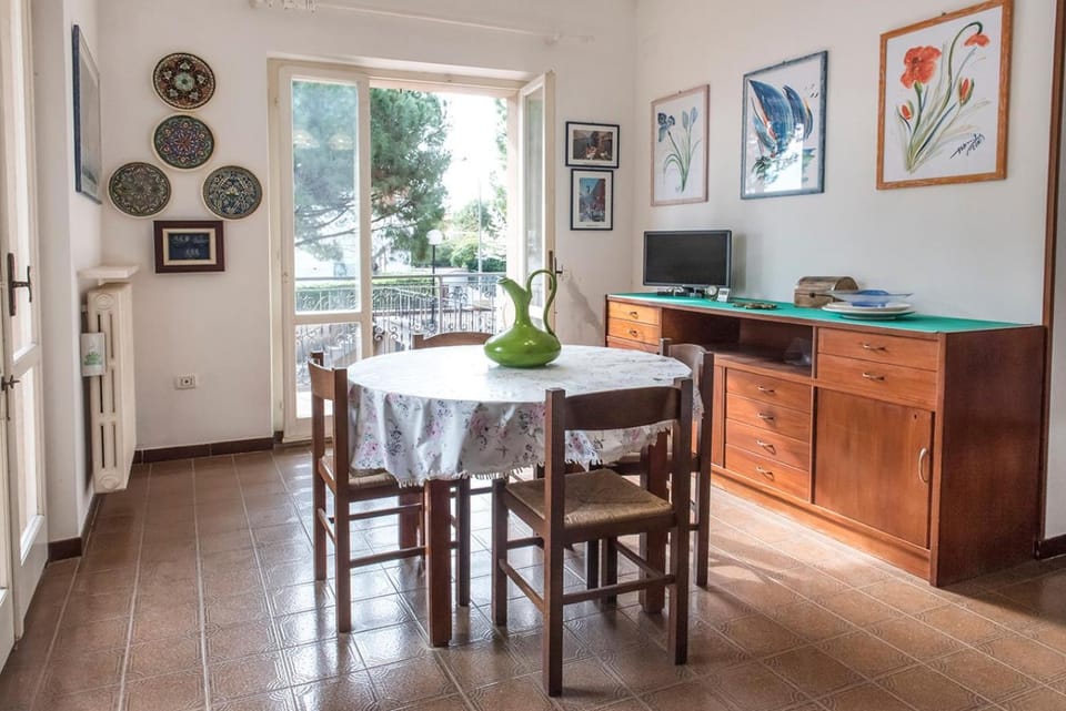 M349 - Marcelli, trilocale con terrazzo a 200mt dal mare Apartment in Marcelli