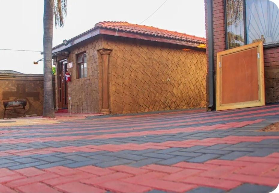 Mulambatshipalo Guesthouse Bed and Breakfast in South Africa