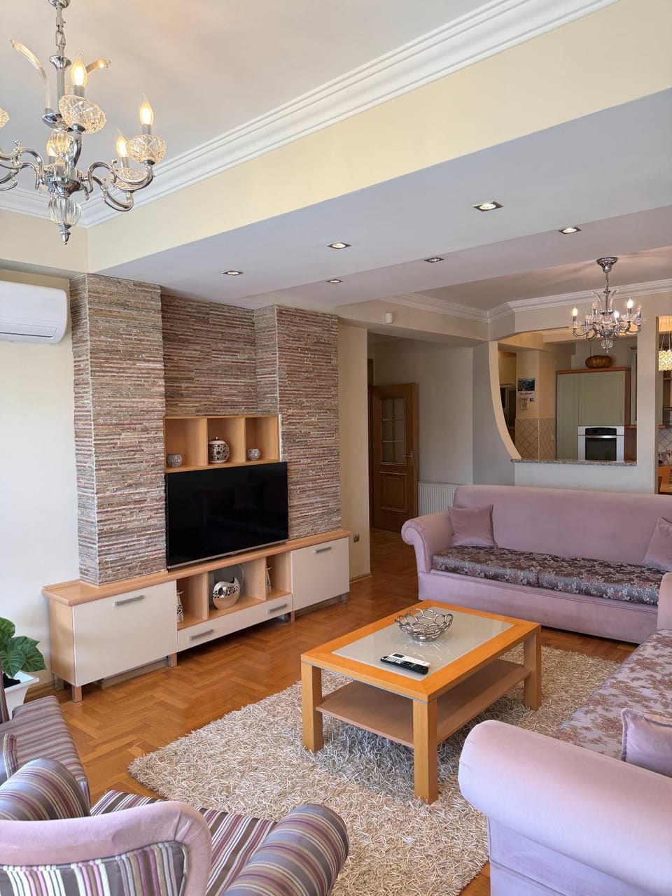 TV and multimedia, Living room