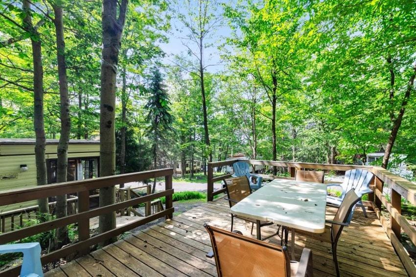 Pocono 3Bedroom House Near Lake & Pool Campground/ 
RV Resort in Pocono Mountains