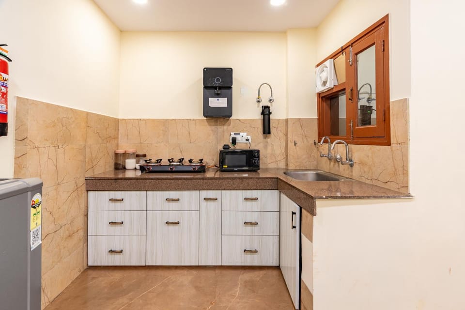 Homlee-Elegance-2BHK Flat -LIFT-Central Delhi Apartment in New Delhi