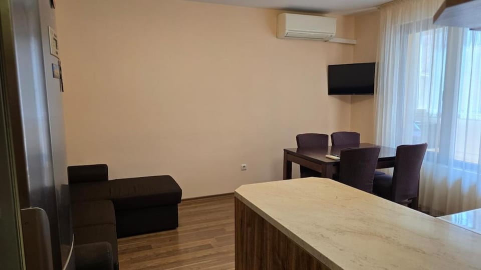Central Vibe Apartment in Varna