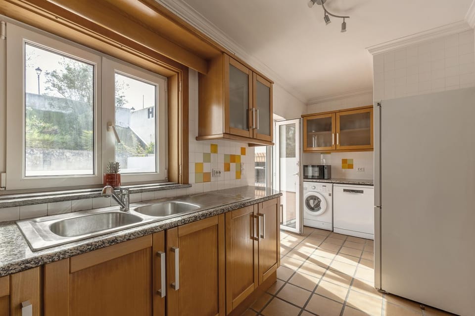 dishwasher, oven, stove, washing machine, kitchen