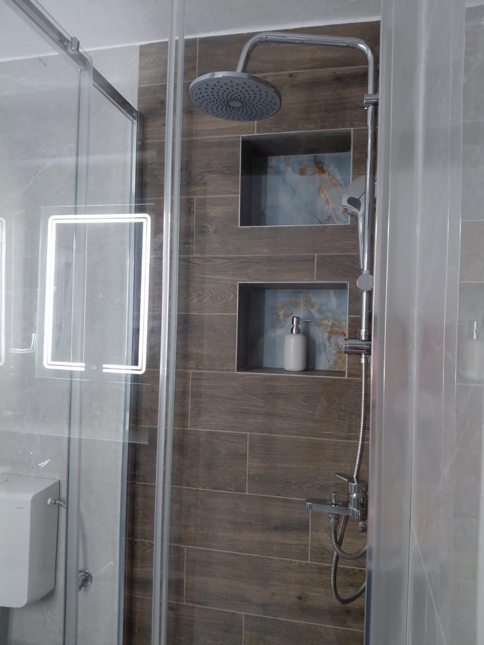 Shower, Bathroom