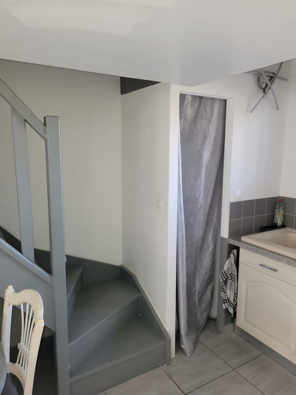 Cocon très calme parking privé Apartment in Marseillan
