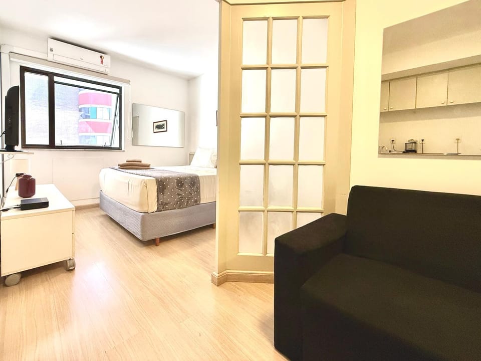 View (from property/room), Living room, Bedroom