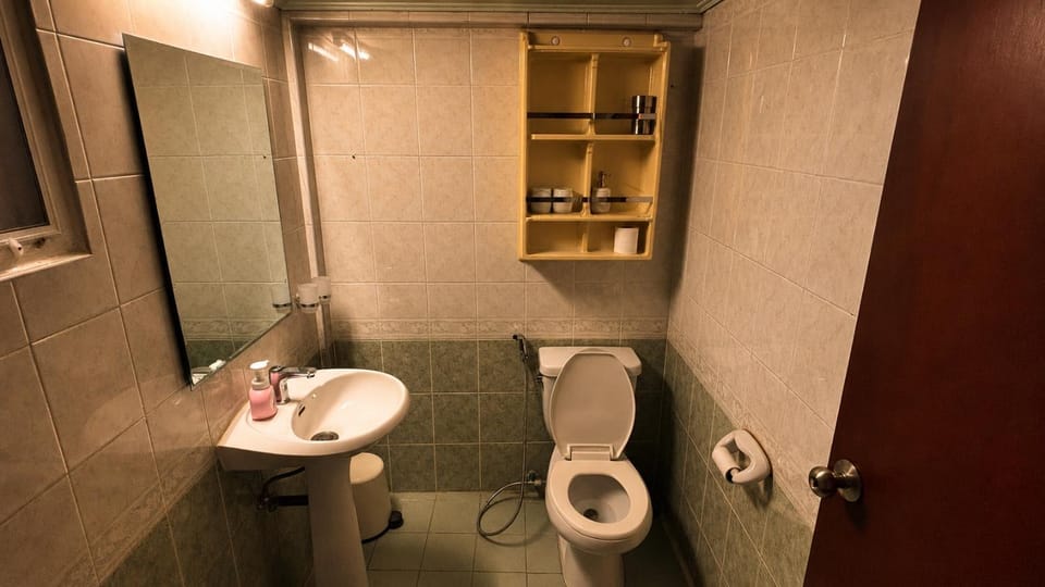 Toilet, Bathroom