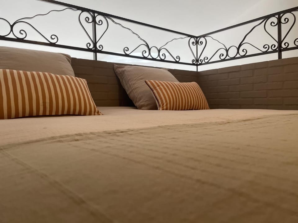 Jasmin et Camomille House in Occitanie