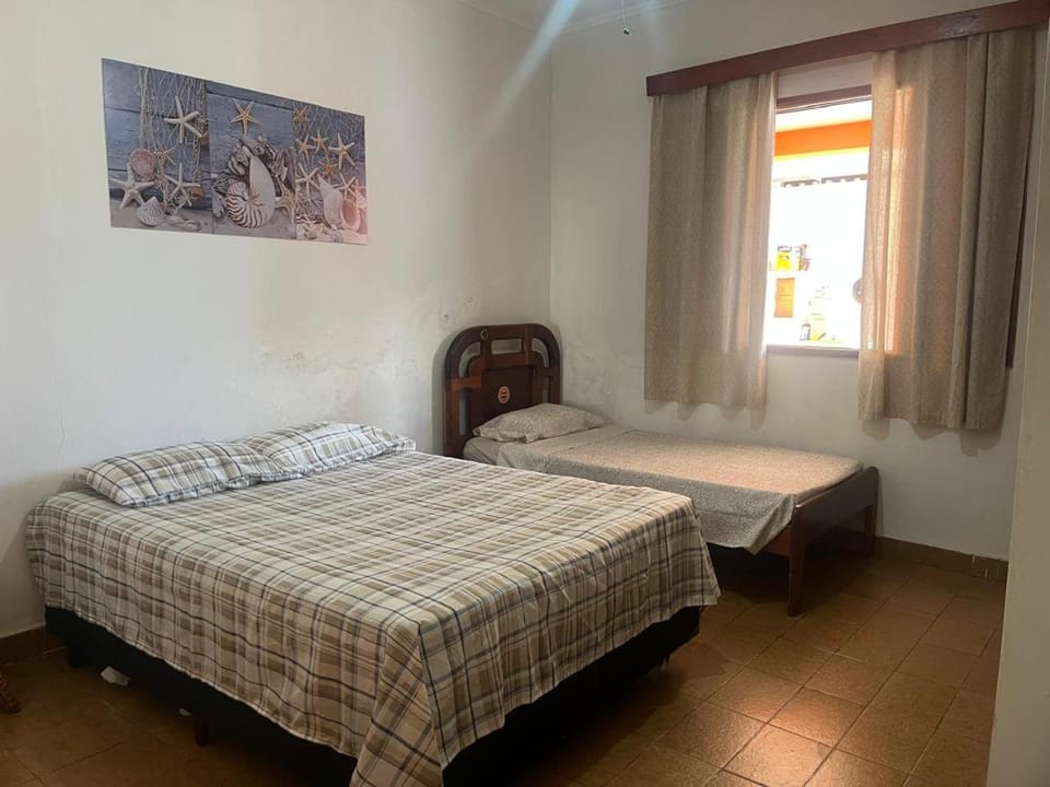 Casa com piscina em Mongaguá a 200mts da praia House in Itanhaém