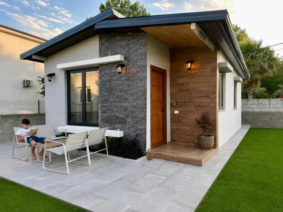 Property building, Patio