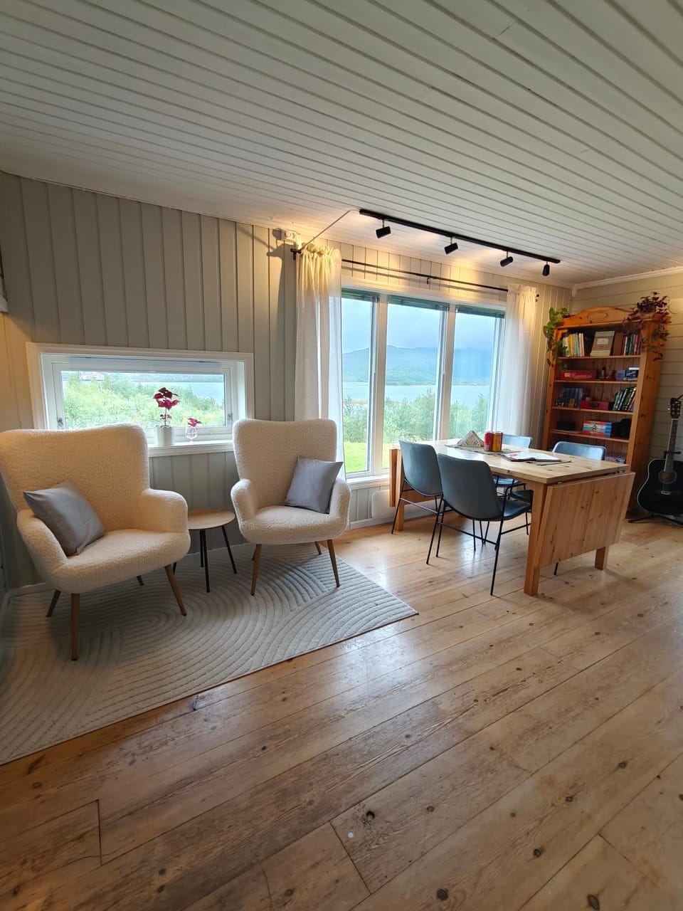 Hytte Lødingen Vestbygd, når Lofoten, med utsikt House in Nordland, Norway