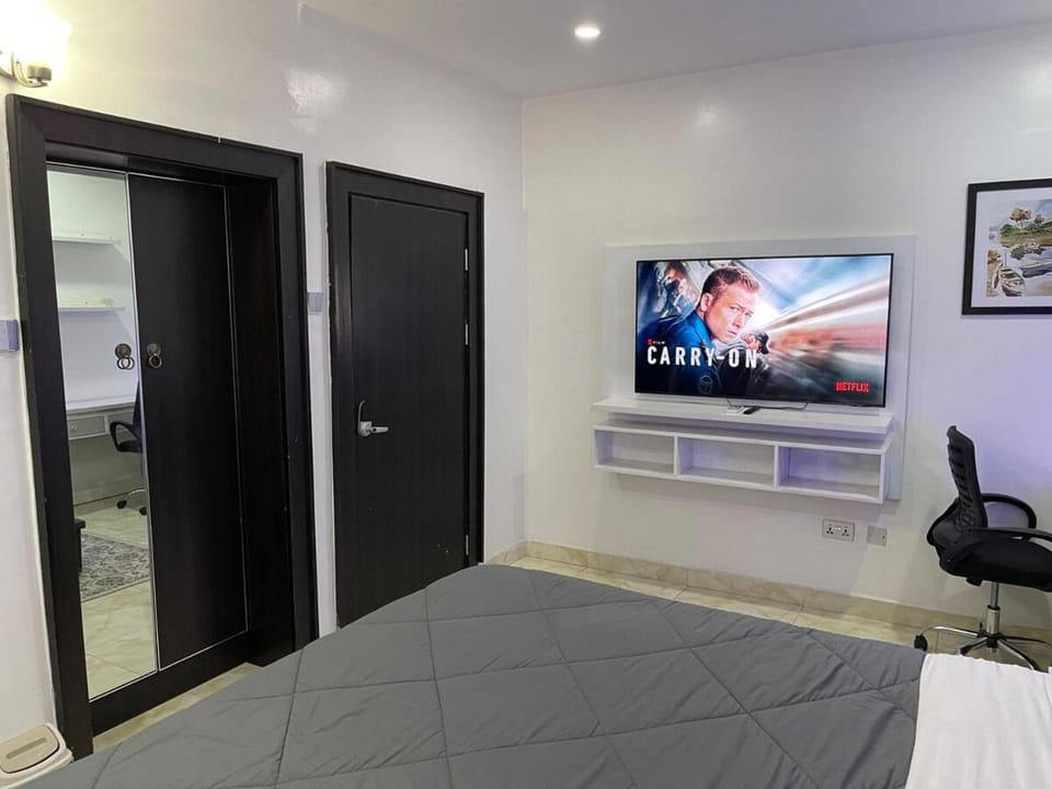 4-Bed Duplex with 45kva Gen, WiFi, Security in Guzape, Abuja Apartment in Abuja