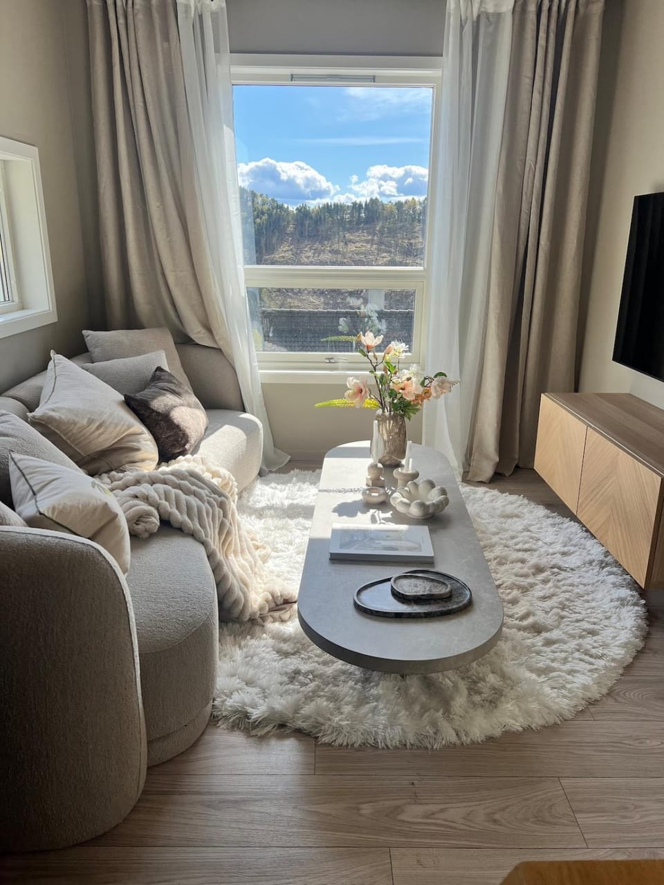 Newly renovated designer home, Peaceful & luxurious Apartment in Bergen