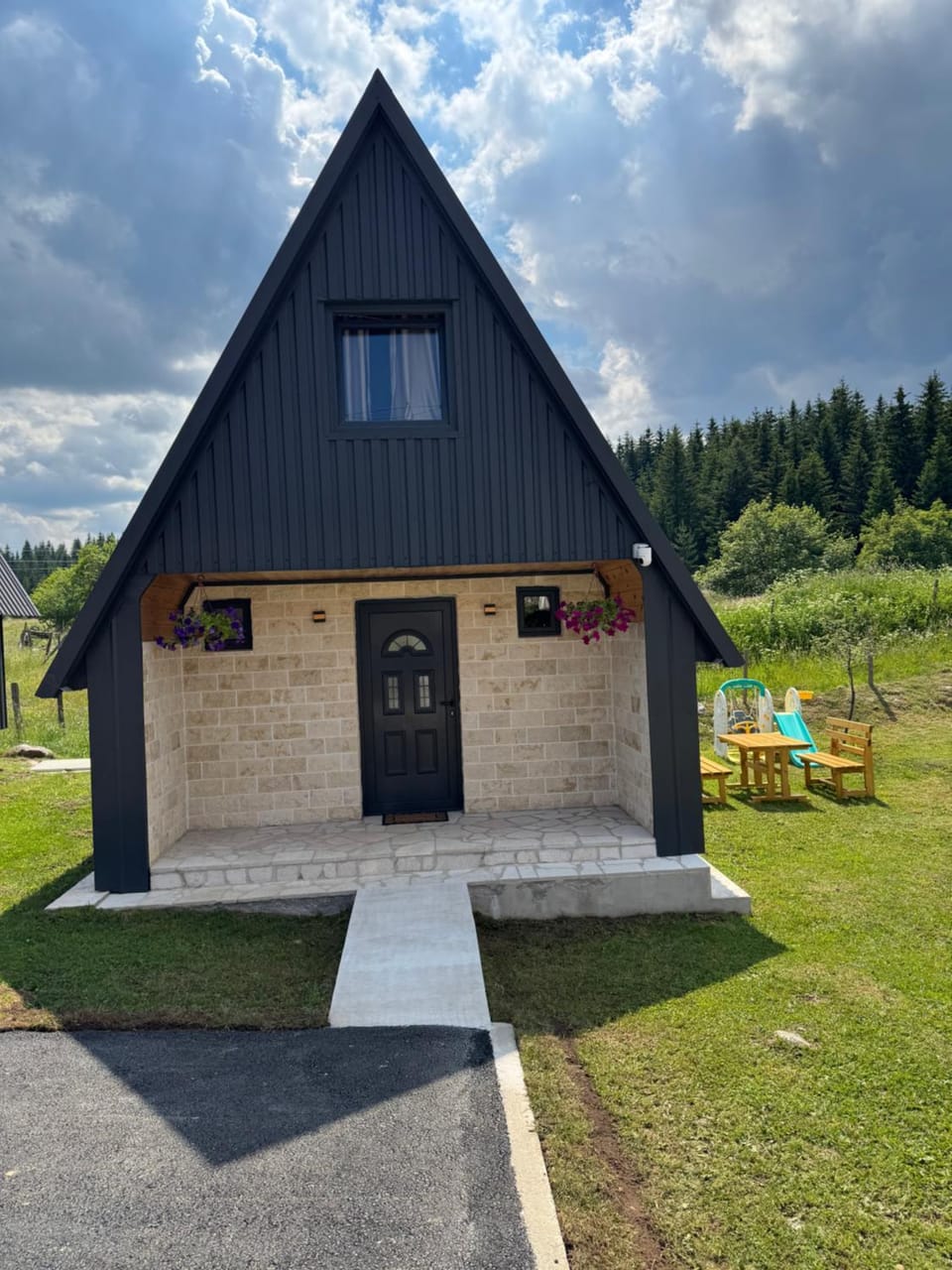 Little Break Cottage Chalet in Montenegro