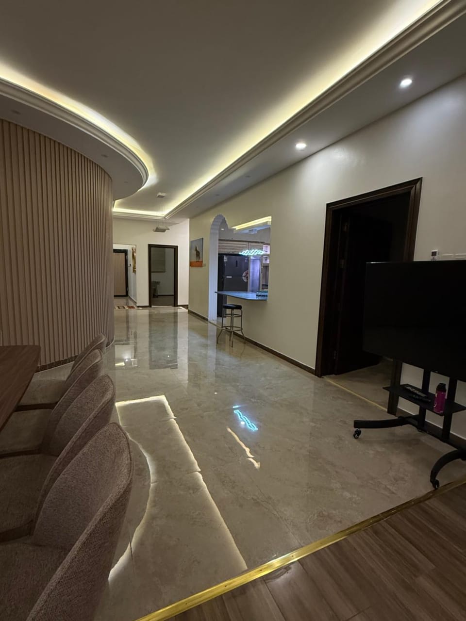 دور فخم وواسع حزام أبها Apartment in Saudi Arabia