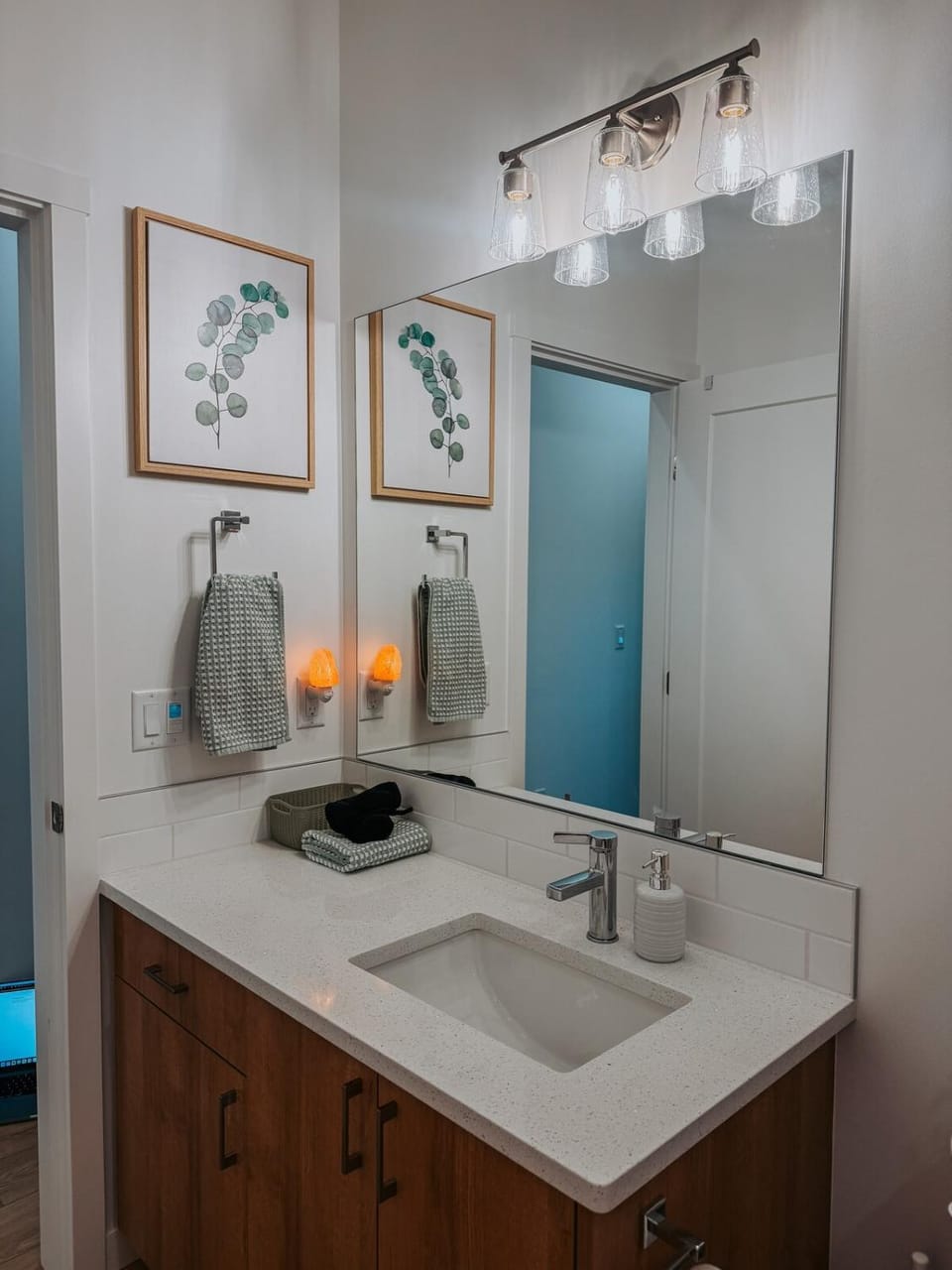 Bathroom, Bath