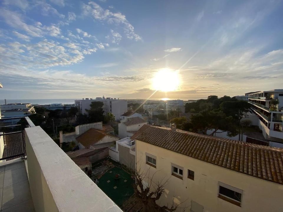Appartement Sète Corniche proche plage - Terrasse, Parking, Clim, WiFi Apartment in Occitanie