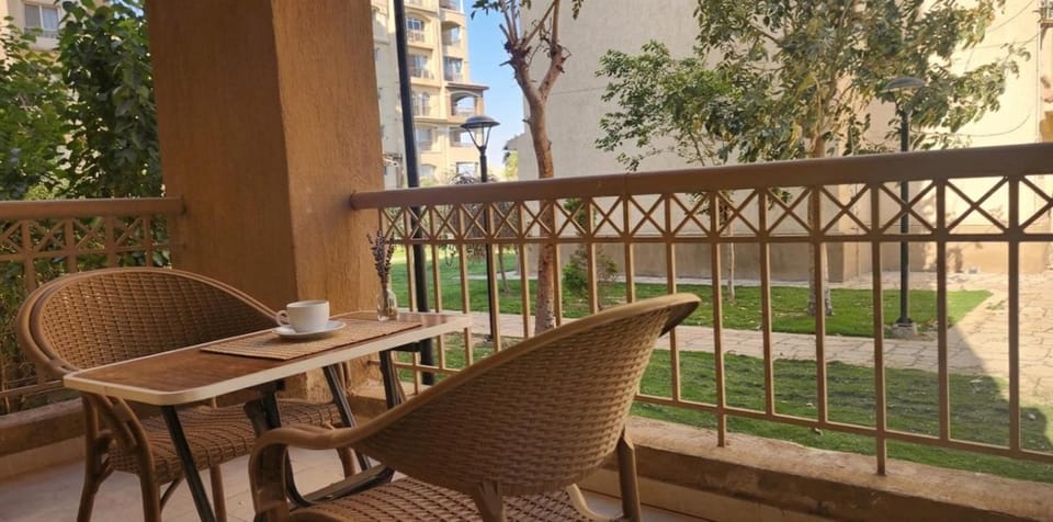 Neighbourhood, Natural landscape, Garden, Balcony/Terrace