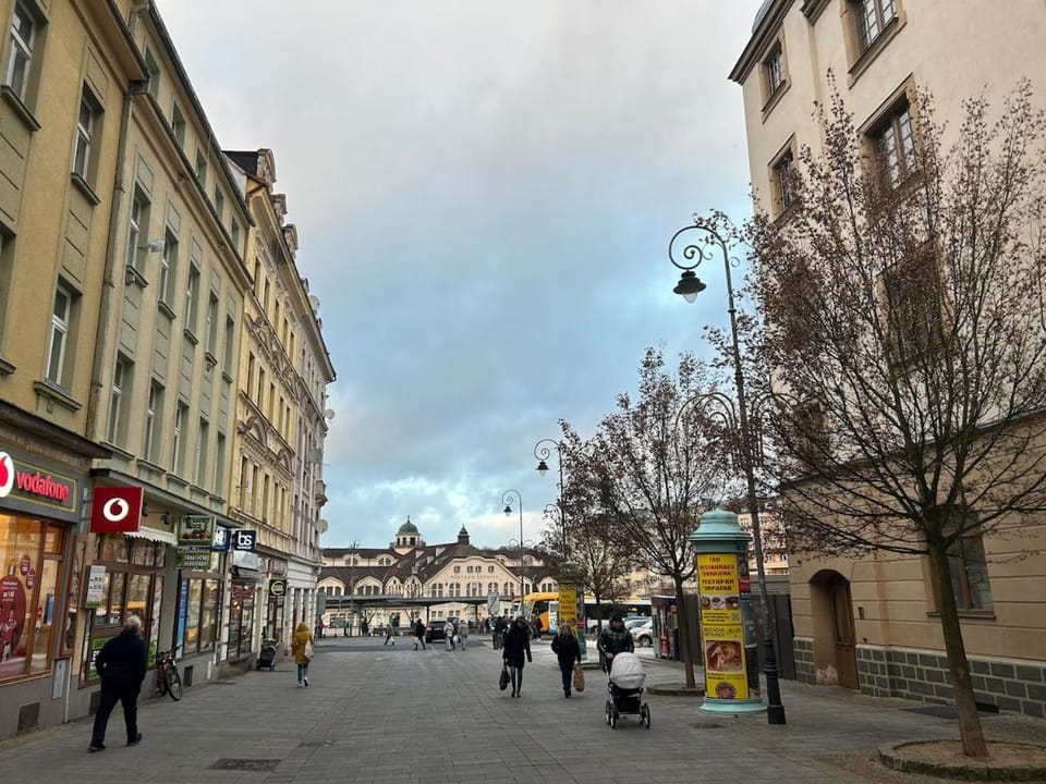 Neighbourhood, City view, Street view, Location
