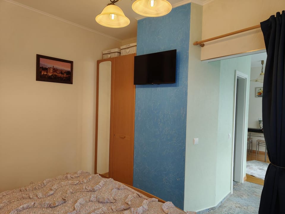 TV and multimedia, Bedroom, wardrobe