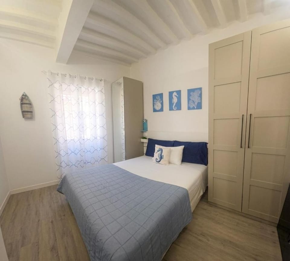 Oro32 - Portoferraio Centro Storico ZTL con WiFi e AC Apartment in Portoferraio