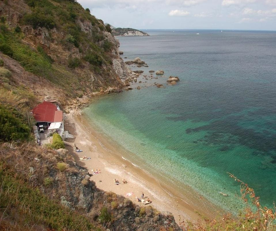 Oro32 - Portoferraio Centro Storico ZTL con WiFi e AC Apartment in Portoferraio