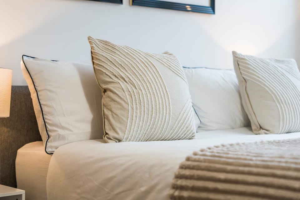 Modern and Cosy 1 Bedroom Flat Sleeps 6 Apartment in London Borough of Southwark
