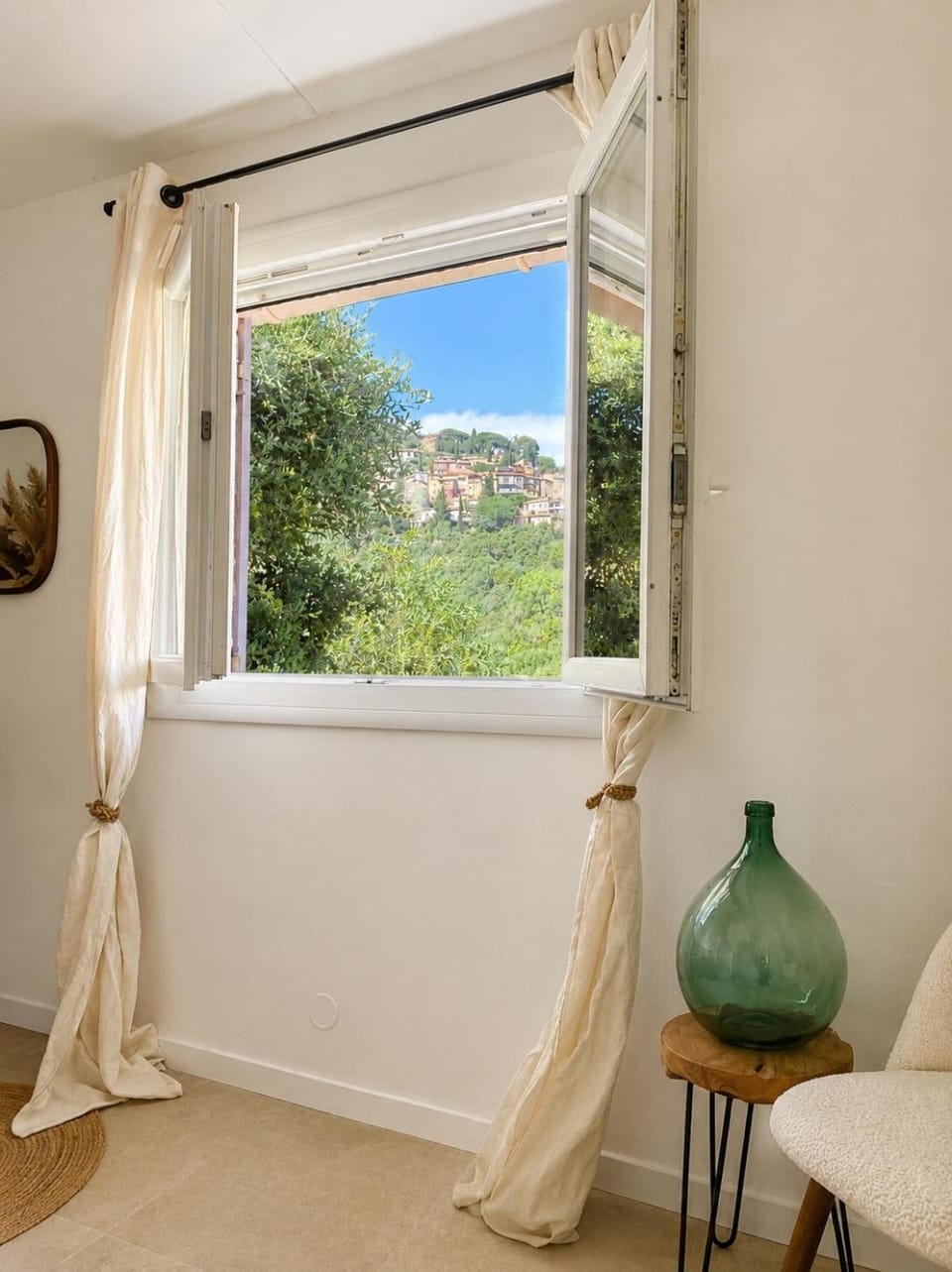 View (from property/room), View (from property/room), City view, City view, Landmark view, Landmark view