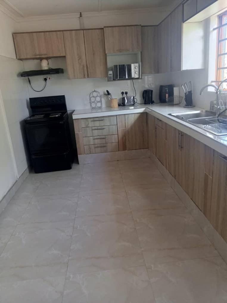 Magodi Place Apartment 2 Mmbelwa House Apartment in Zimbabwe