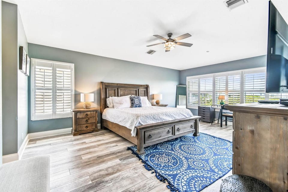 Peaceful Intracoastal Condo 3 Min Walk to Beach Apartment in Indian Shores
