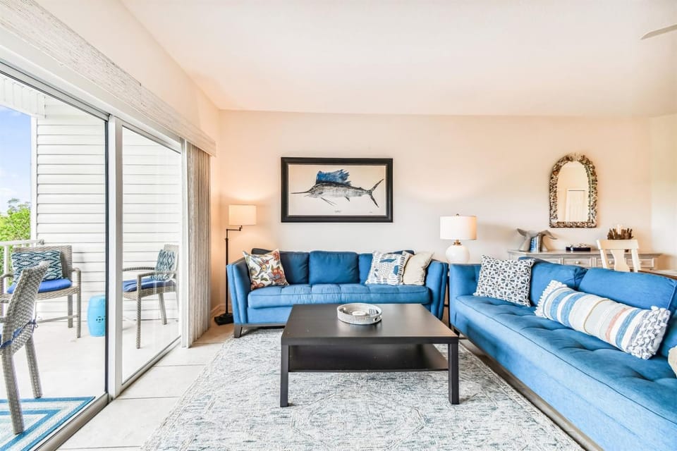 Intracoastal Condo 3 min wlk to Beach & Dogs Ok! Apartment in Indian Shores