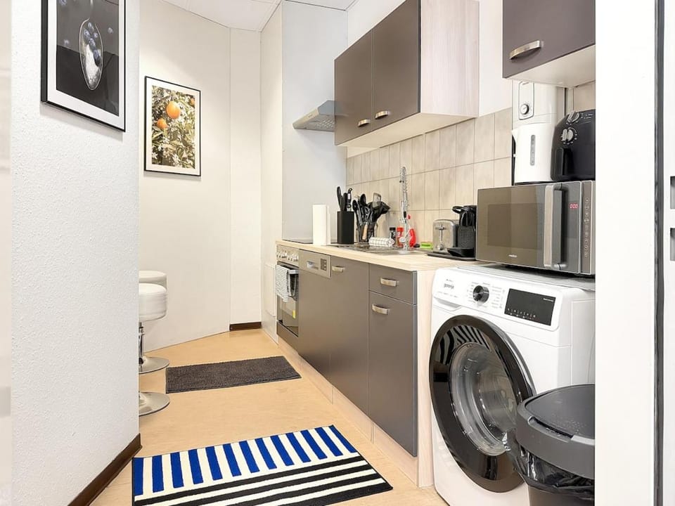 laundry, kitchen