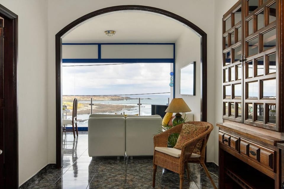 Caleta Blue House - MacaronesiaHomes Apartment in Isla de Lanzarote