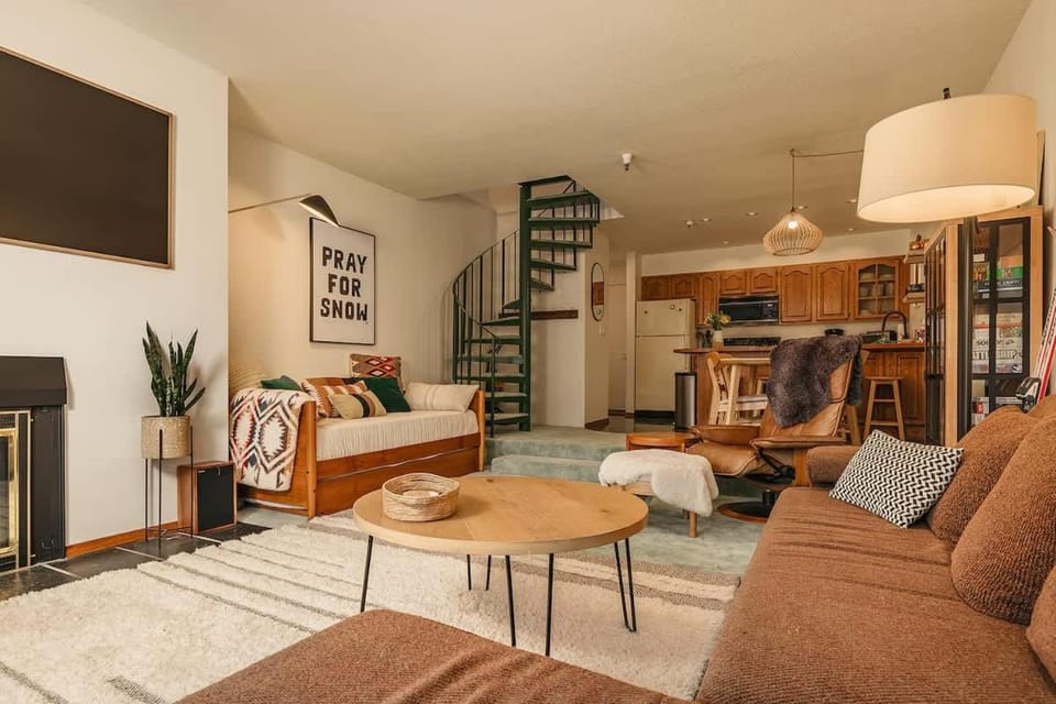 Alpine Charm By Alyeska Sleeps 6 Apartment in Anchorage