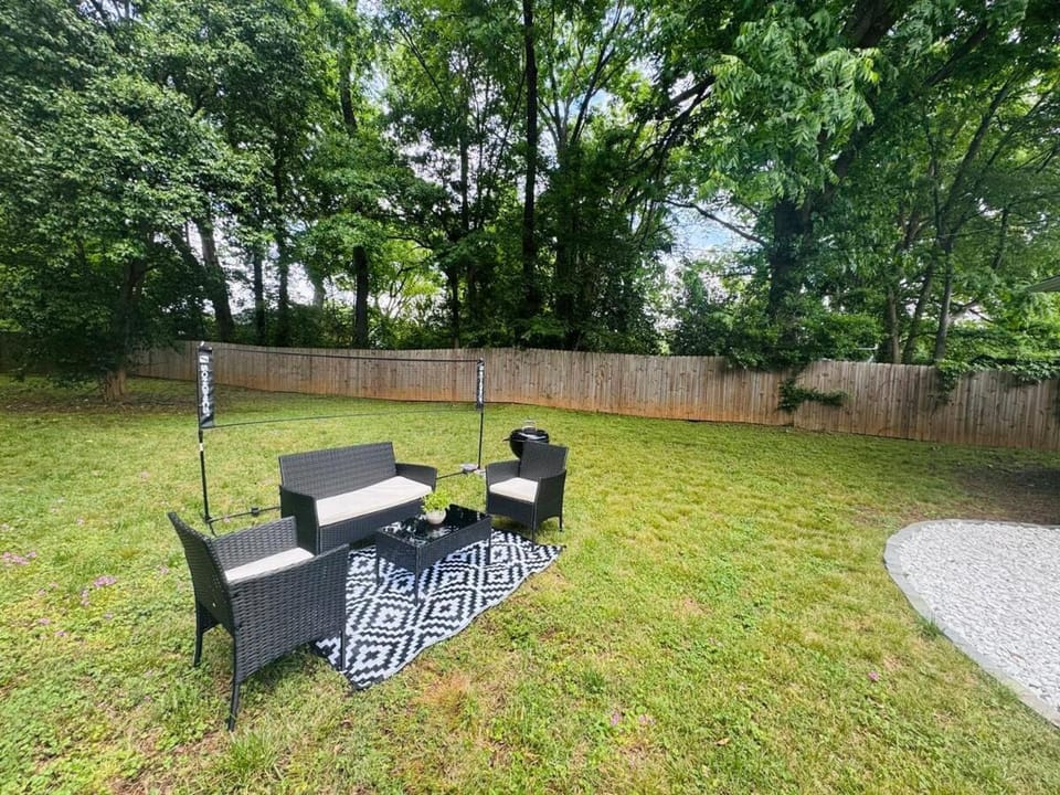 Charming and renovated home close to airport and uptown Apartment in Charlotte