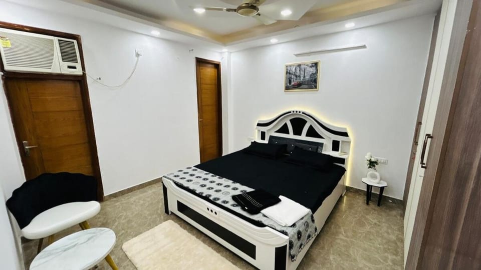 Luxurious House in Dwarka near Airport Apartment in New Delhi