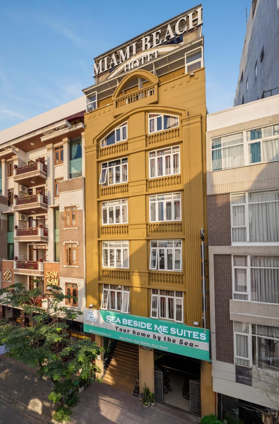 Property building, Day, Street view