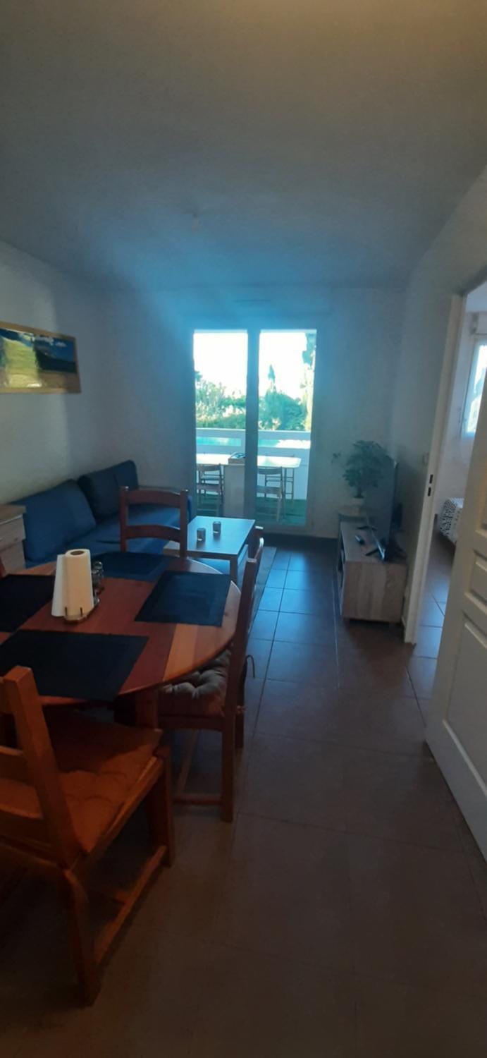 T2-Terrasse-Piscine-Snack-Bar Apartment in La Ciotat
