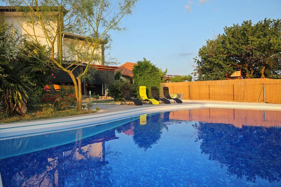 Property building, Swimming pool