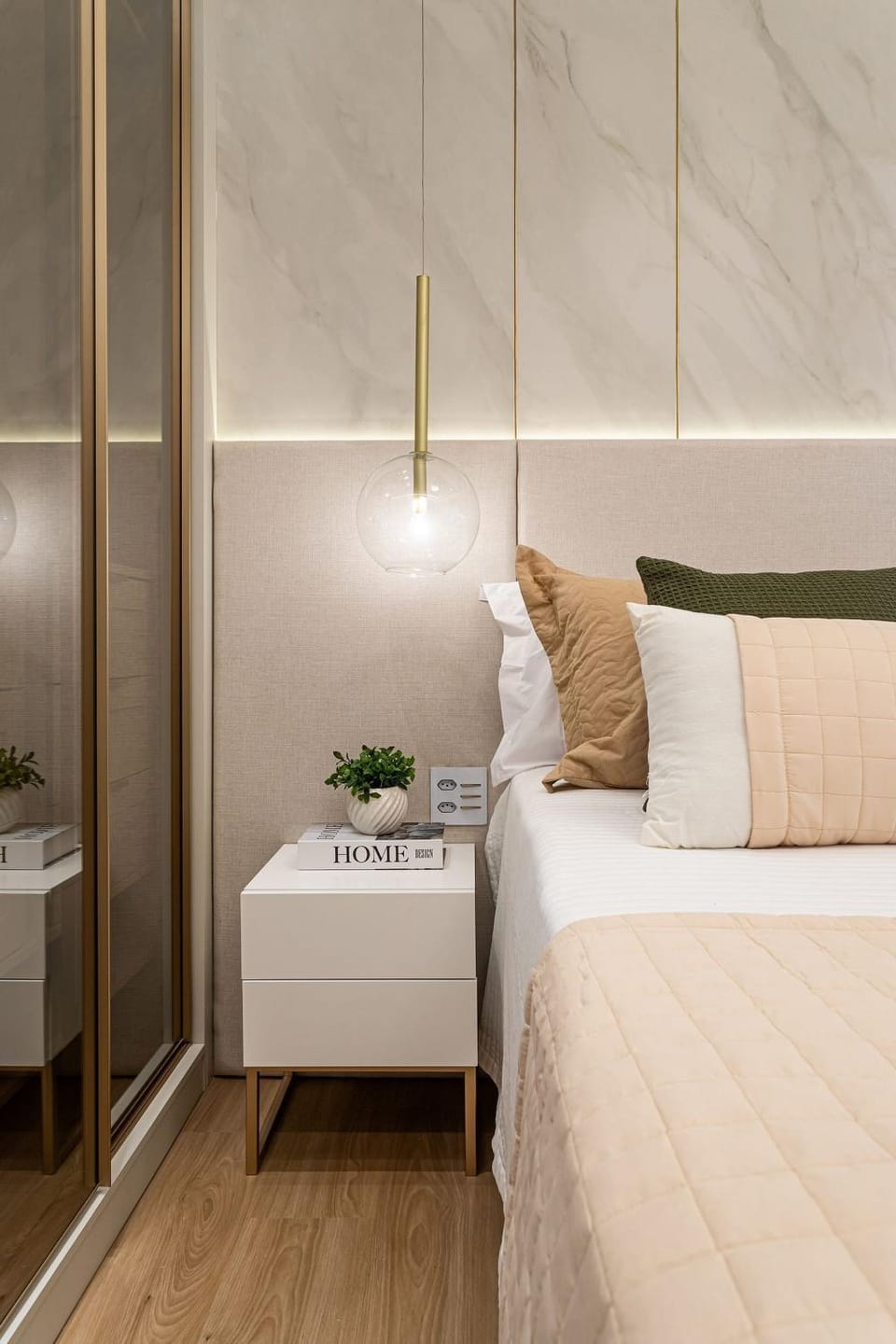 Bed, Bedroom