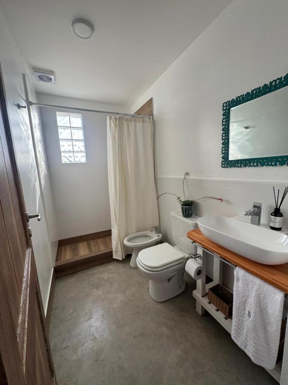 Shower, Bathroom, bidet
