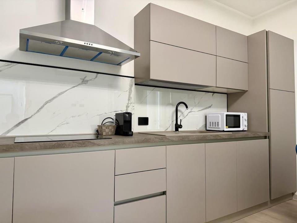 HOST4U - Dimora degli Ulivi, New Apartment with Two Bedrooms, Terrace and Parking, 10 minutes from the beach Apartment in Imperia