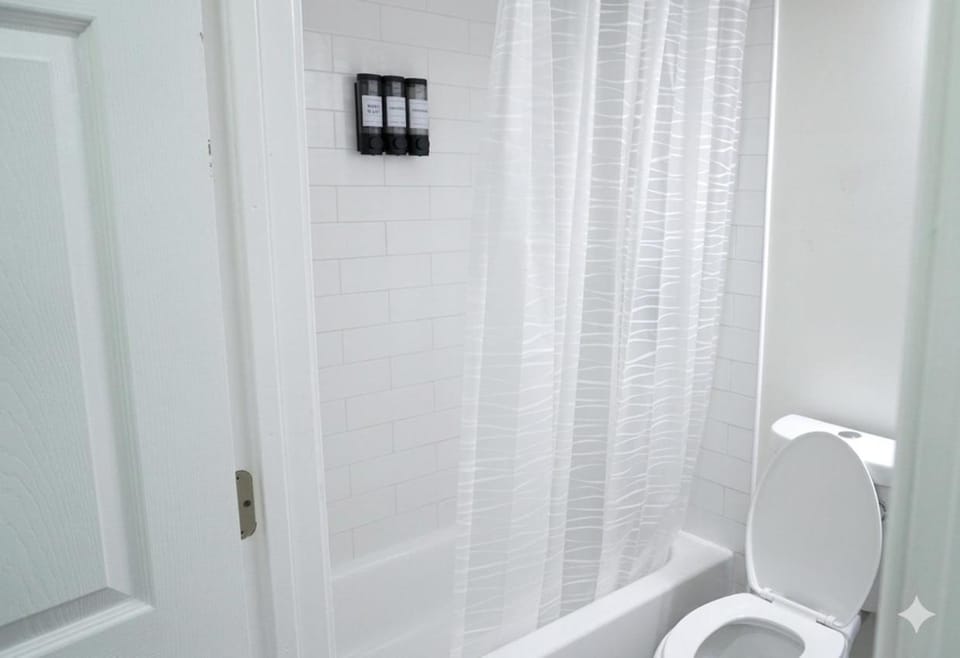 Modern 1 bedroom near airport, xfinity Arena and Eagles Stadium Apartment in Philadelphia