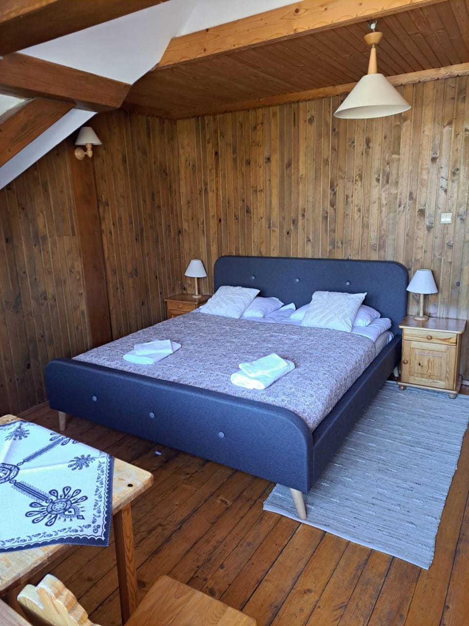 Bed, Bathroom, TV and multimedia, Parking, internet, internet, towels, wardrobe