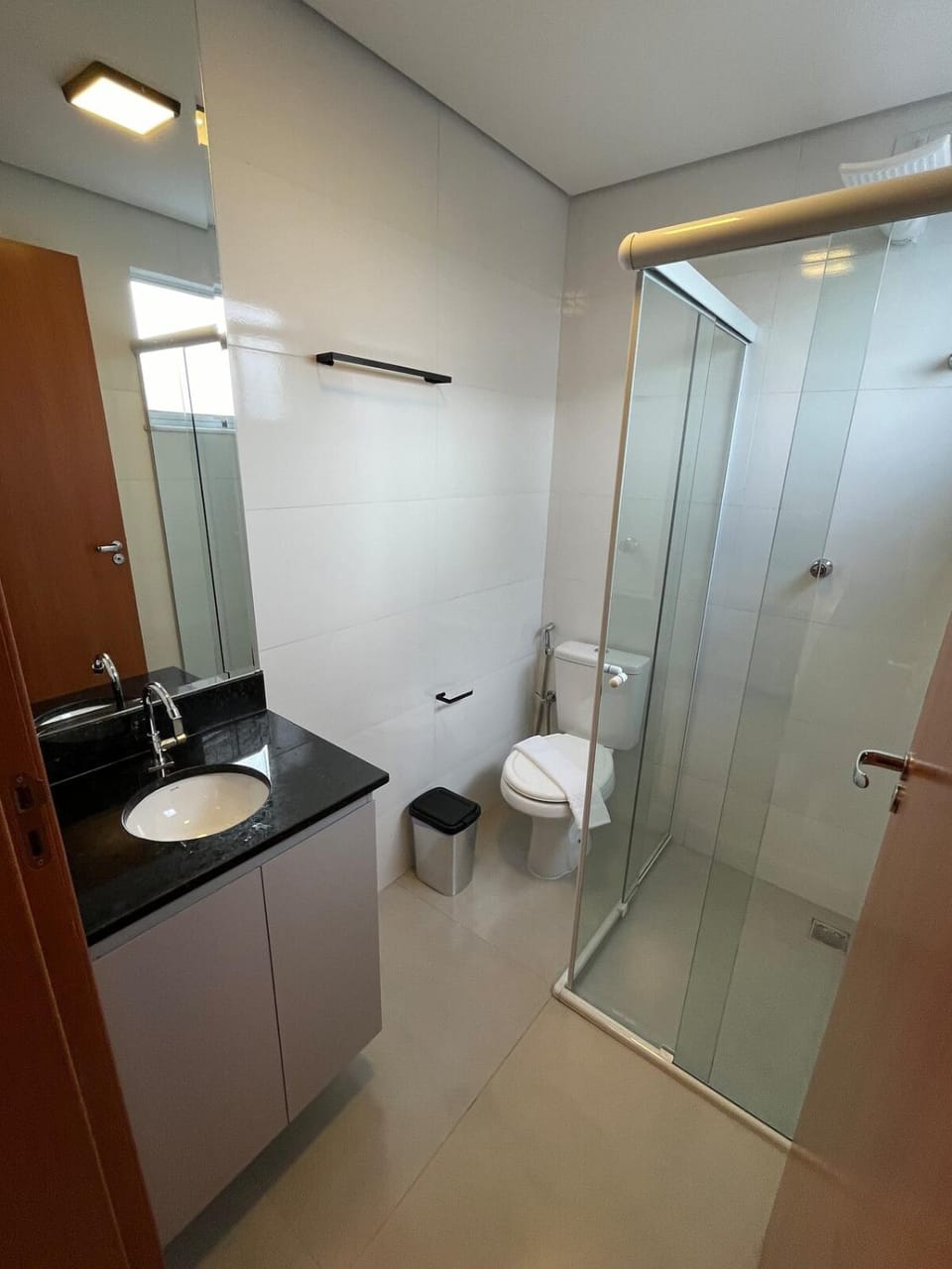 BH Suites-09-403 - Studio 1quarto, copa e banheiro - Bairro Serra - 10 min Savassi Apartment in Belo Horizonte