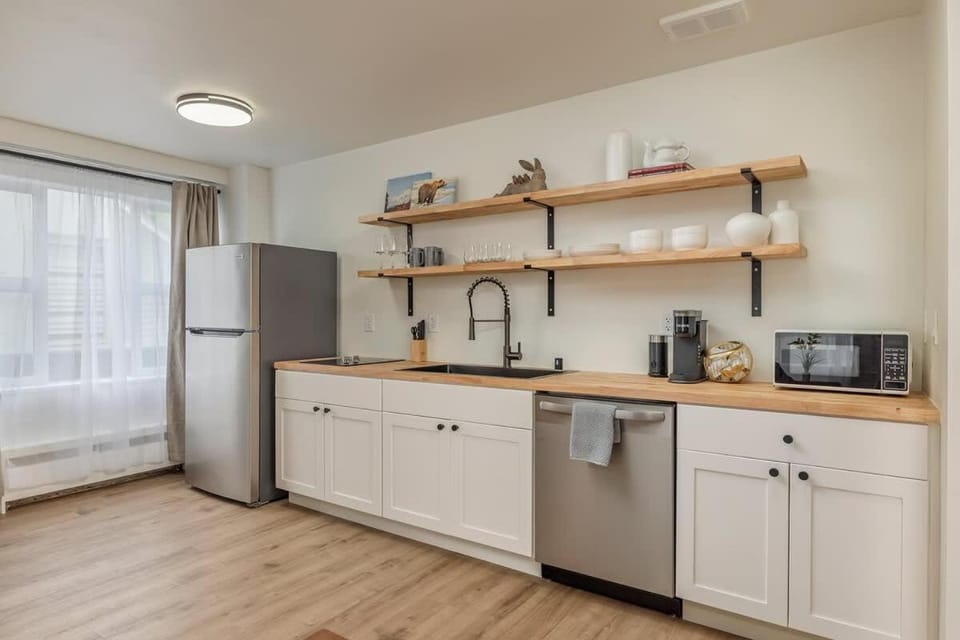 Downtown 1 Bedroom Flat with Views Apartment in Anchorage