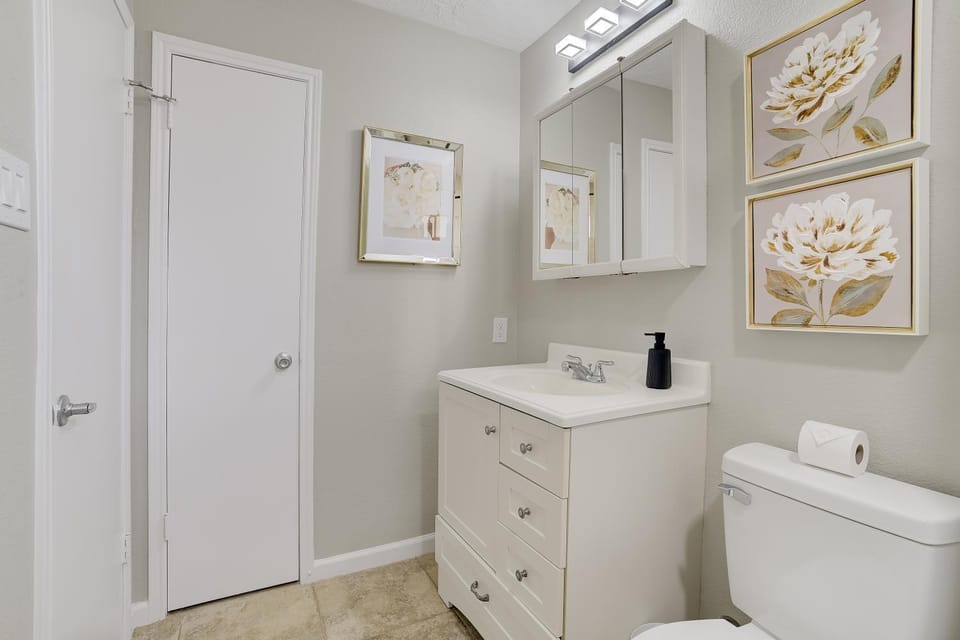 Toilet, Bathroom