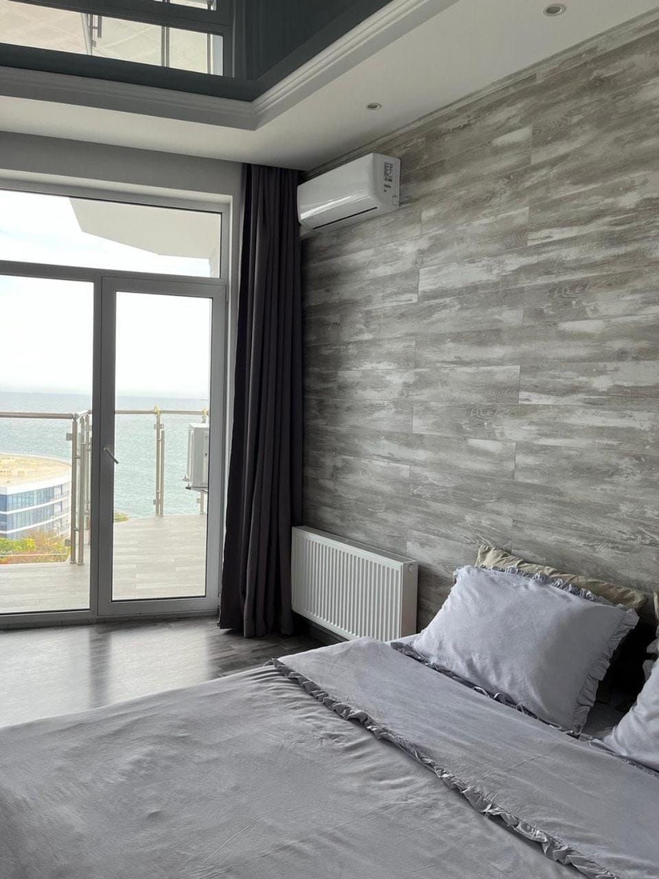 Mikonos Sea Terrace Apartment in Odessa