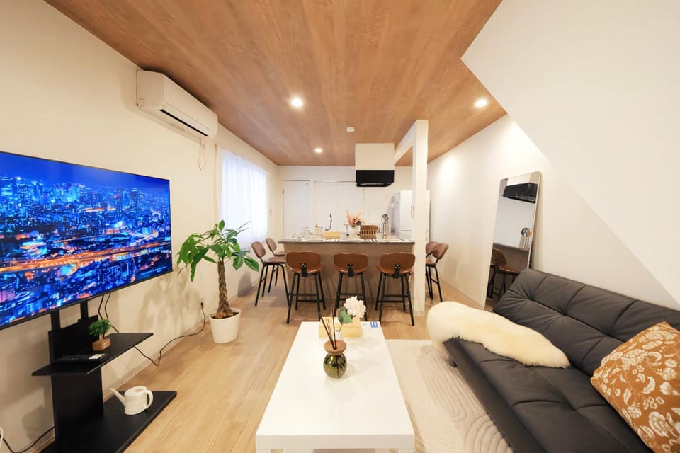 愉楽の宿 一棟貸切Villa Villa in Osaka